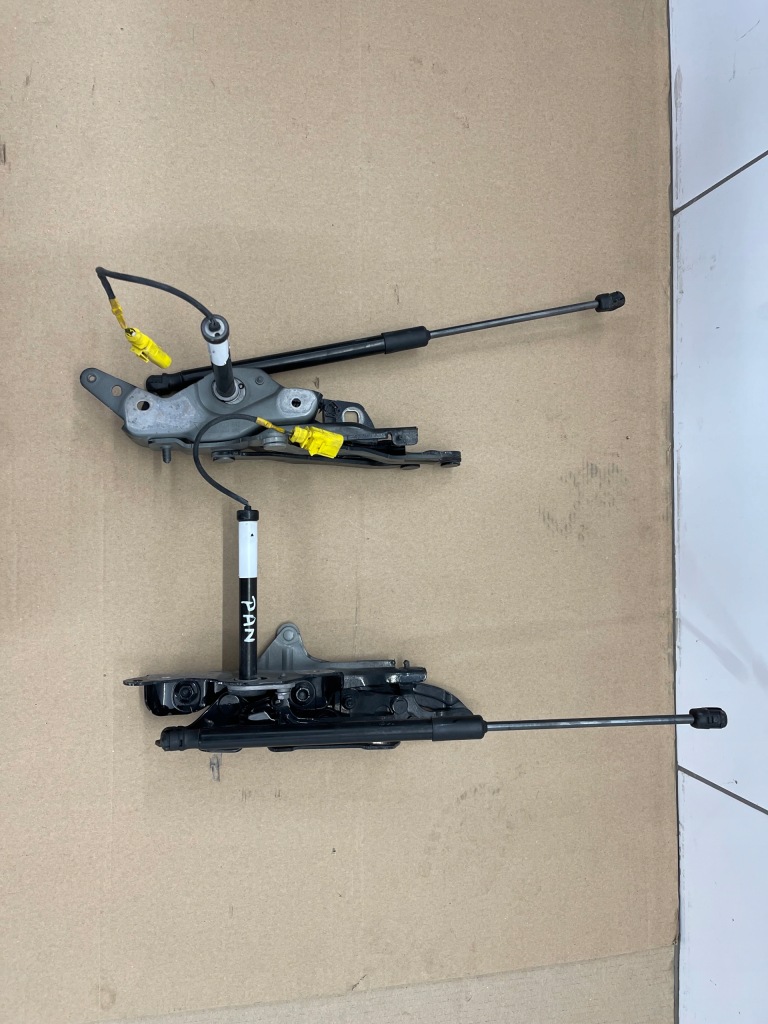 фото №1, Porsche panamera 971 петлі капот патрони