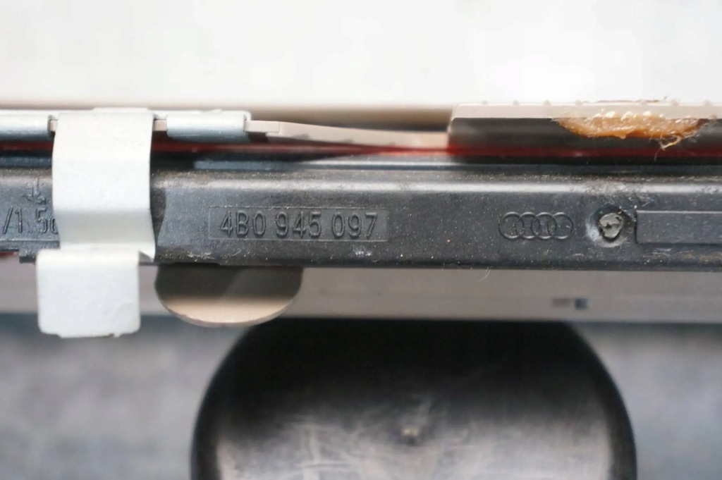 фото №6, Третий свет стоп audi a6 s6 c5 4b - 4b0945097