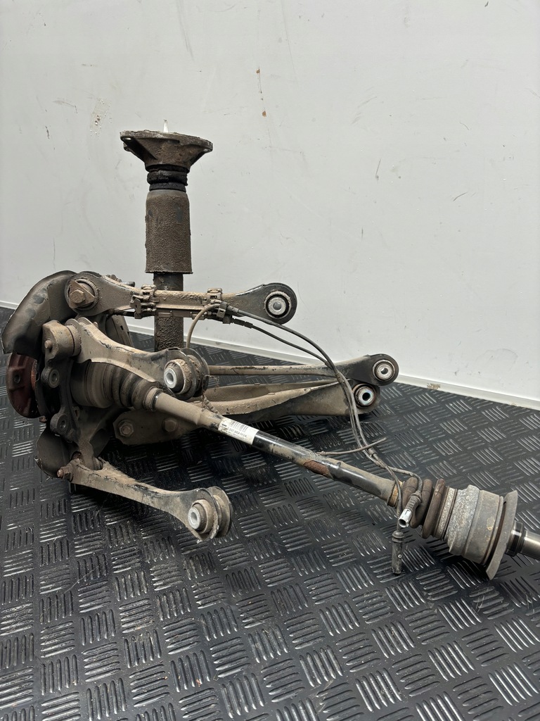 фото №7, Bmw f22 підвіска поворотний кулак правий задня права важелі привідний вал 7597682 2.0d