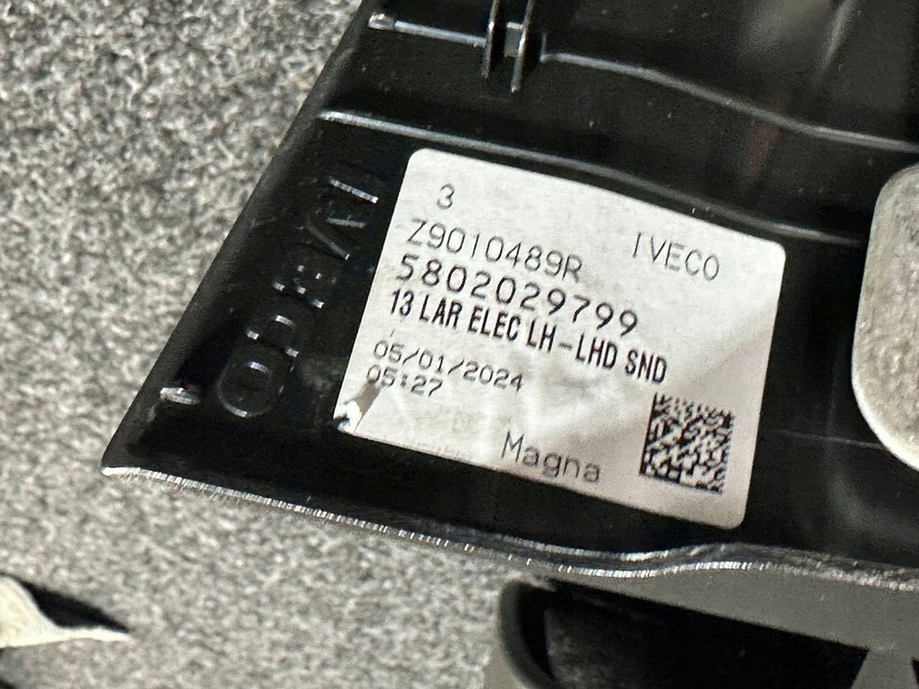 фото №10, Iveco daily vi 6 зеркало левая długie электрический с датчиком 5802029799