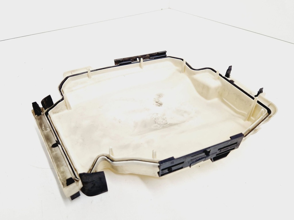 фото №6, Bmw 1 e81 e87 2008 кришка коробка запобіжників