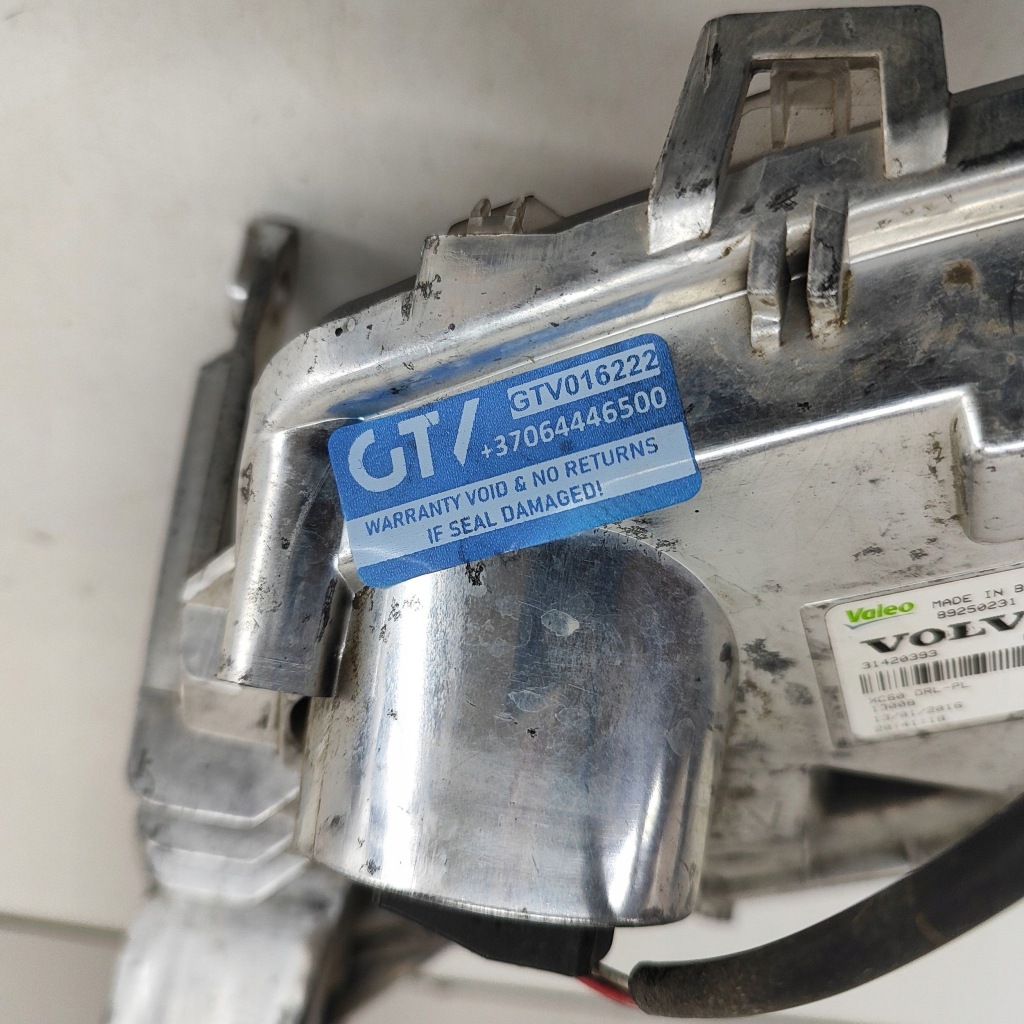 Volvo xc60 2016 перед сторона левая фара led к движение dziennej Киев