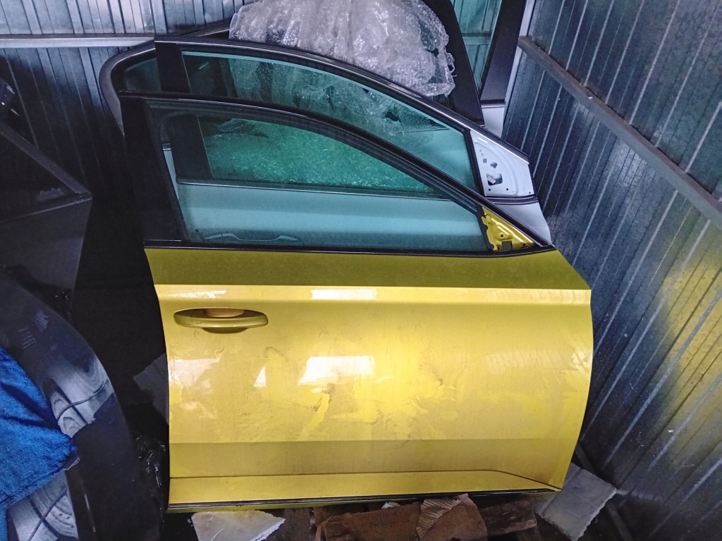 фото №1, Skoda superb iii 3 2022 r lift дверь правое передние полный идеальное состояние lf1y