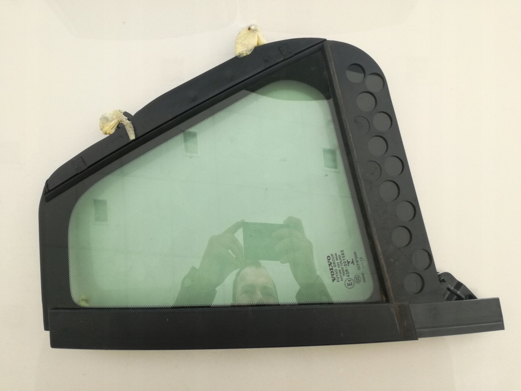 фото №1, 2203 стекло боковая левая volvo v60