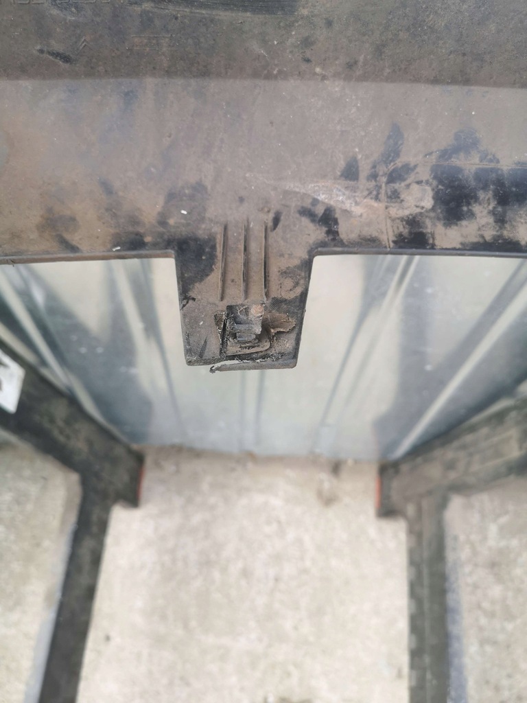 фото №14, Бампер задний citroen c3 i hb vtr цвет ezrc lata 2002-2006