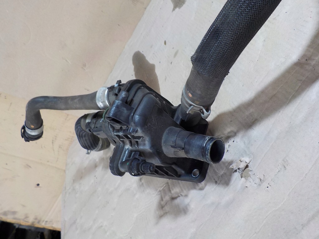 фото №7, Citroen ds3 корпус термостата 1.6 ehdi