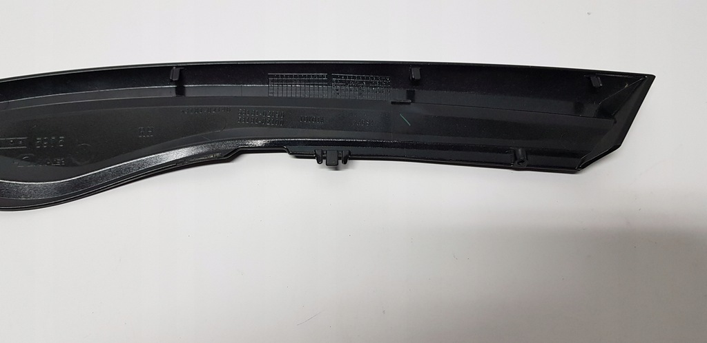 фото №10, Auris ii 15-18 молдинг накладка лампи перед czarna