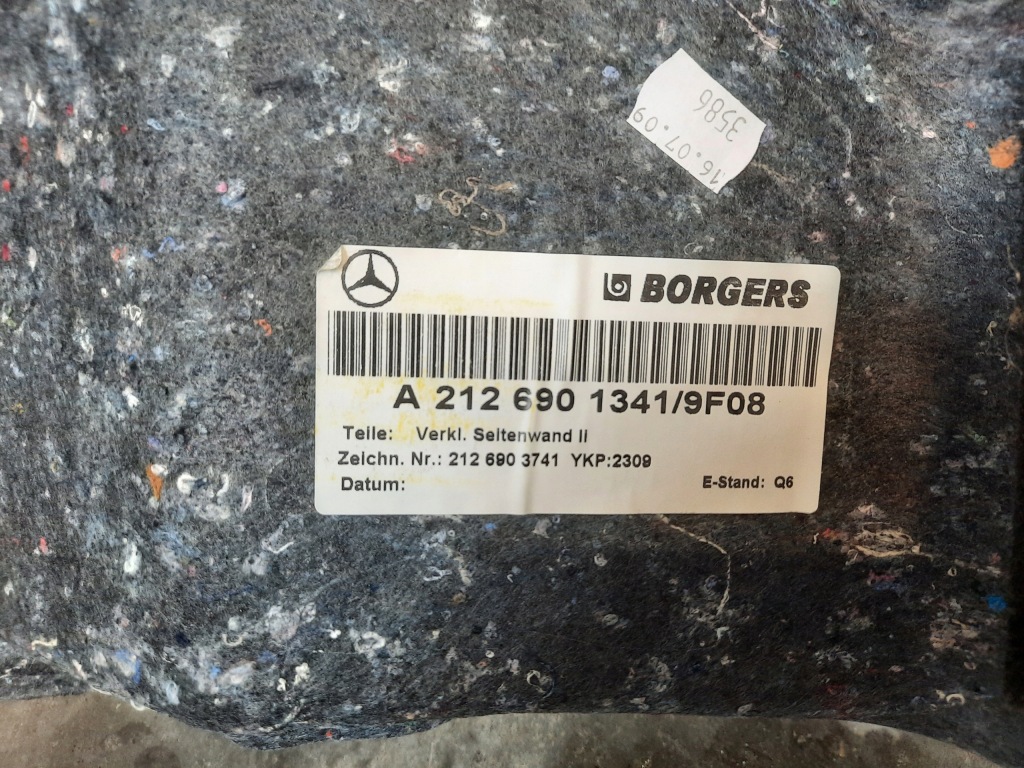 фото №5, Обшивка багажника левый mercedes w212 europa sedan