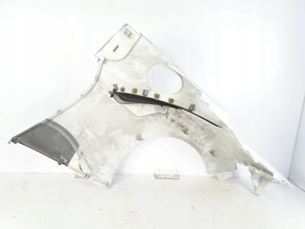 Крыло  задняя задний правый  maserati mc20 Доставка