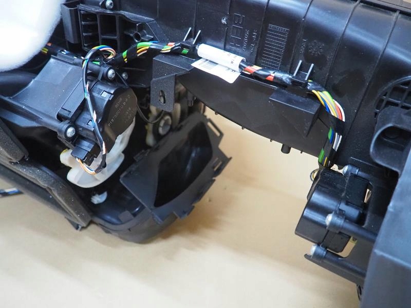 фото №7, Обігрівач peugeot 3008 9673831480