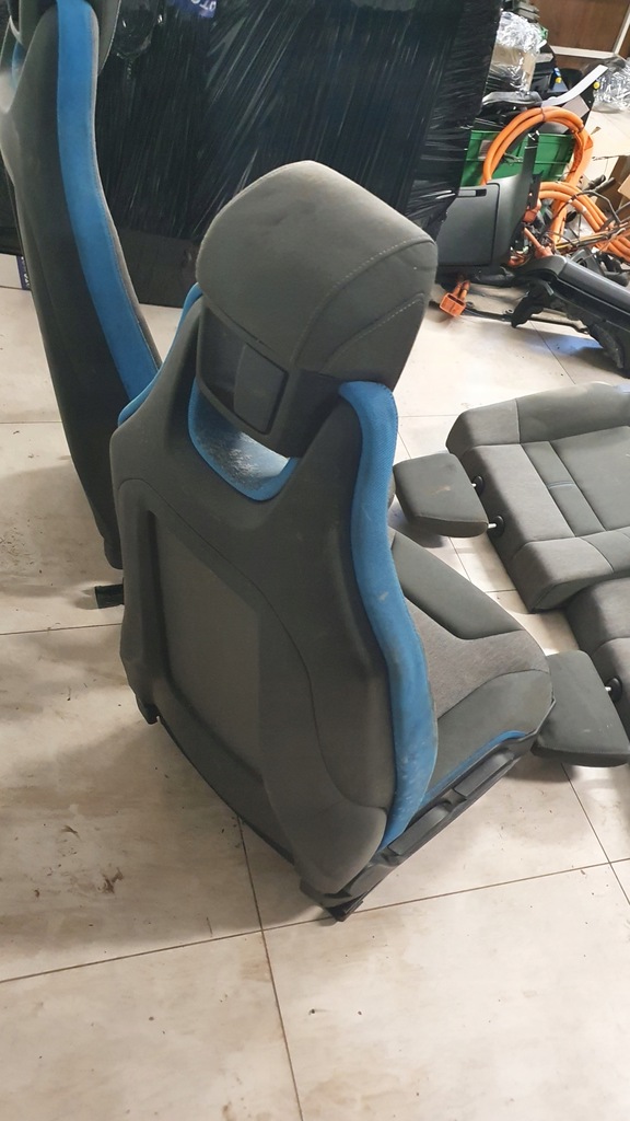 фото №5, Bmw i3 сиденья заднее сиденье подлокотник