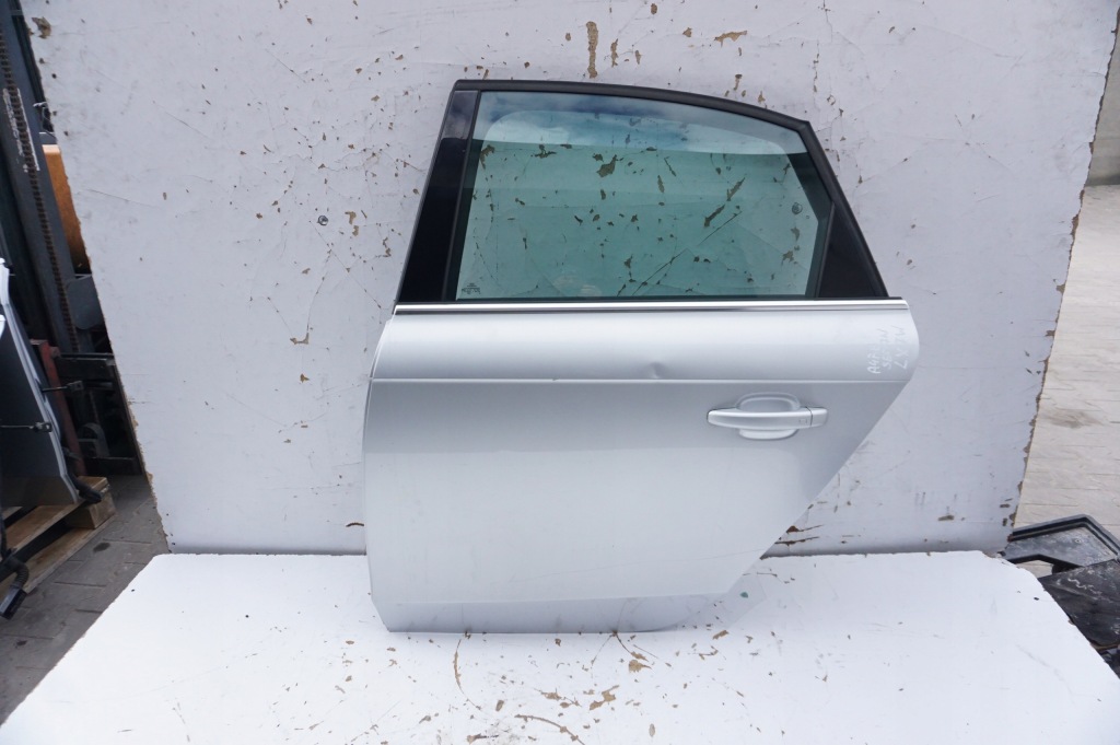 фото №1, Двері лівий задня audi a4 b8 sedan lx7w