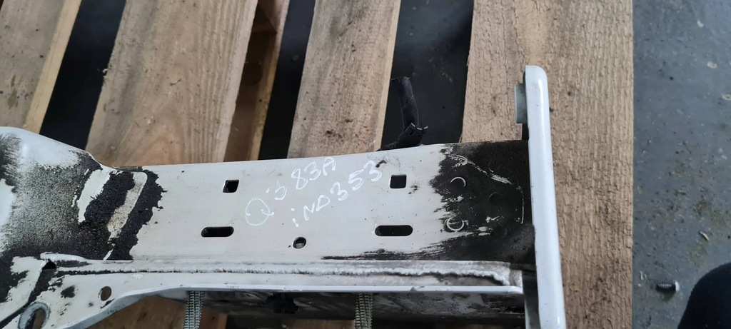 фото №8, Q3 83a лонжерон права правий перед передня ls9r