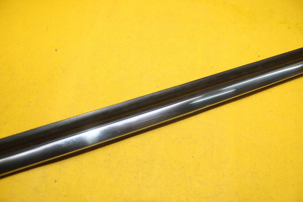 фото №4, Молдинг уплотнитель правый задняя alfa romeo giulietta