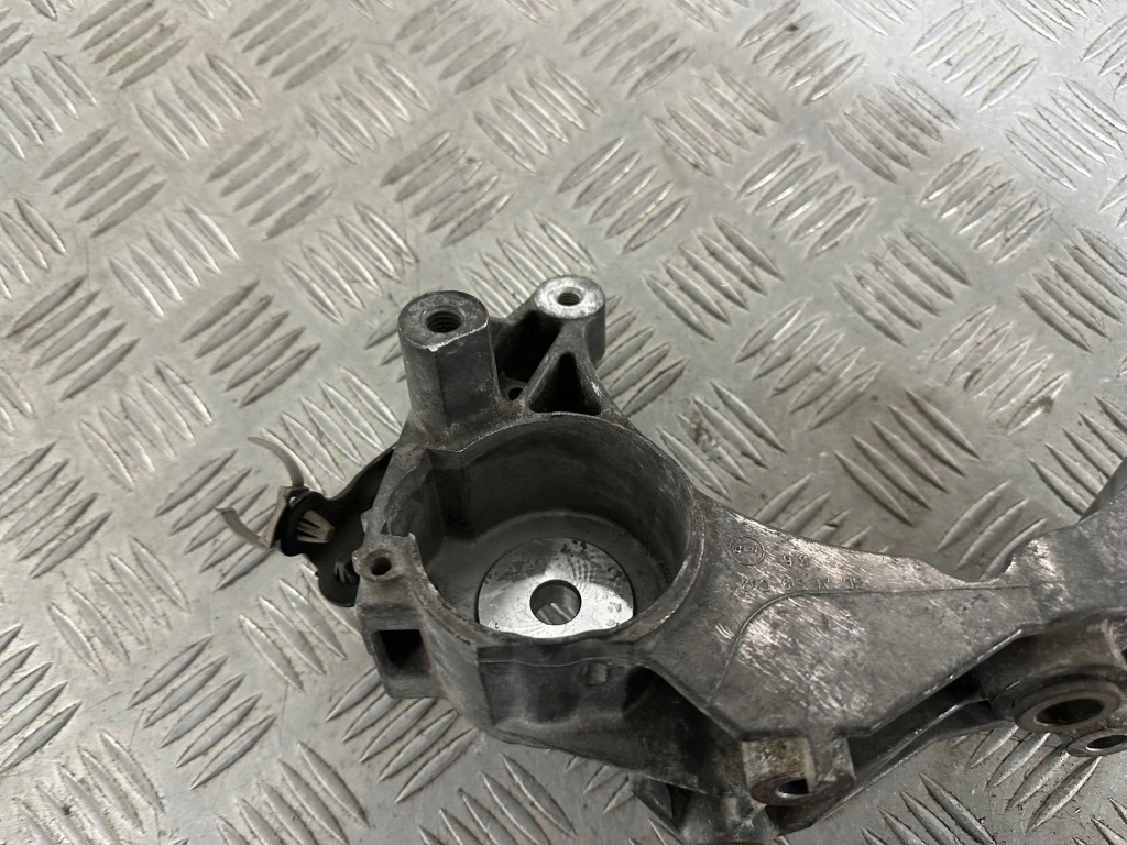 Opel astra h 1.7 cdti кронштейн кронштейн генератора 897364343 Ціна