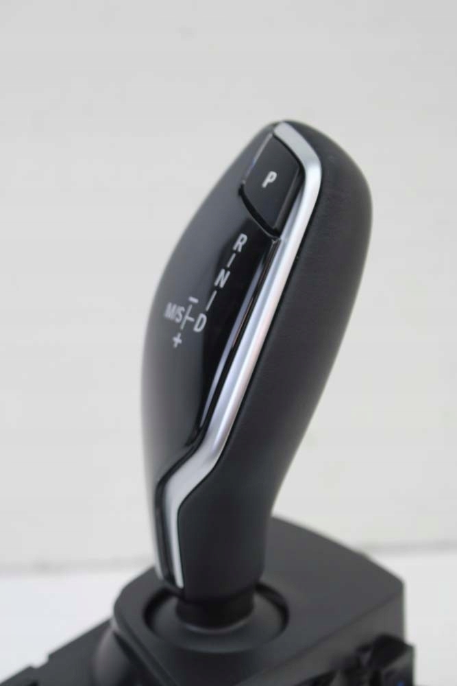 Bmw 7 g12 кулиса  9458747 9476299 7947687 7948761 9476299 кулиса рычаг с Разборки