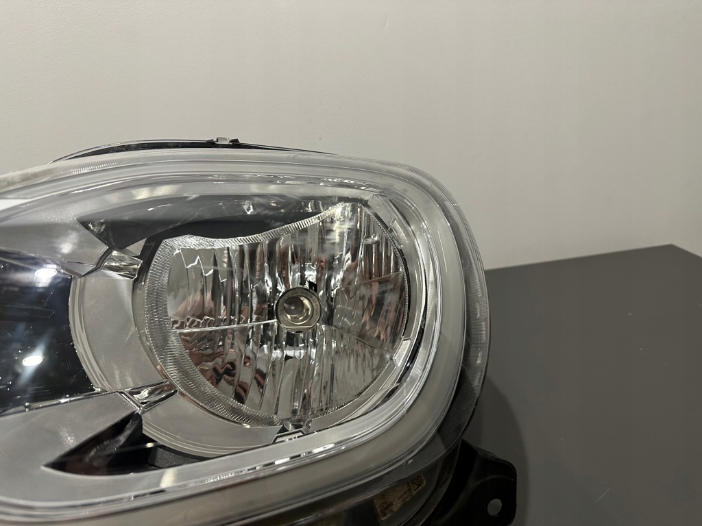 фото №8, Renault twingo iii lift лампа ліва led europa 260602593r