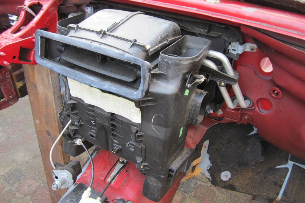 фото №10, Mercedes w124 e sedan coupe kombi корпус отопителя отопитель valeo