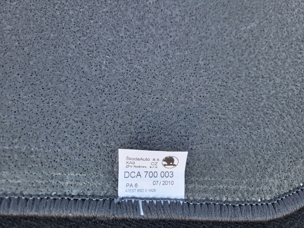 фото №9, Коврики велюровые комплект 4 szt. skoda fabia ii 2 5j оригинал