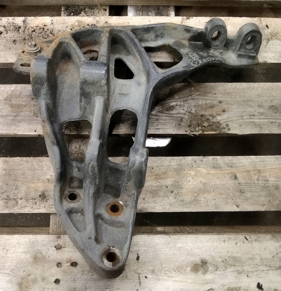 фото №1, Кронштейн основа кабіни кронштейн крила рами mercedes actros