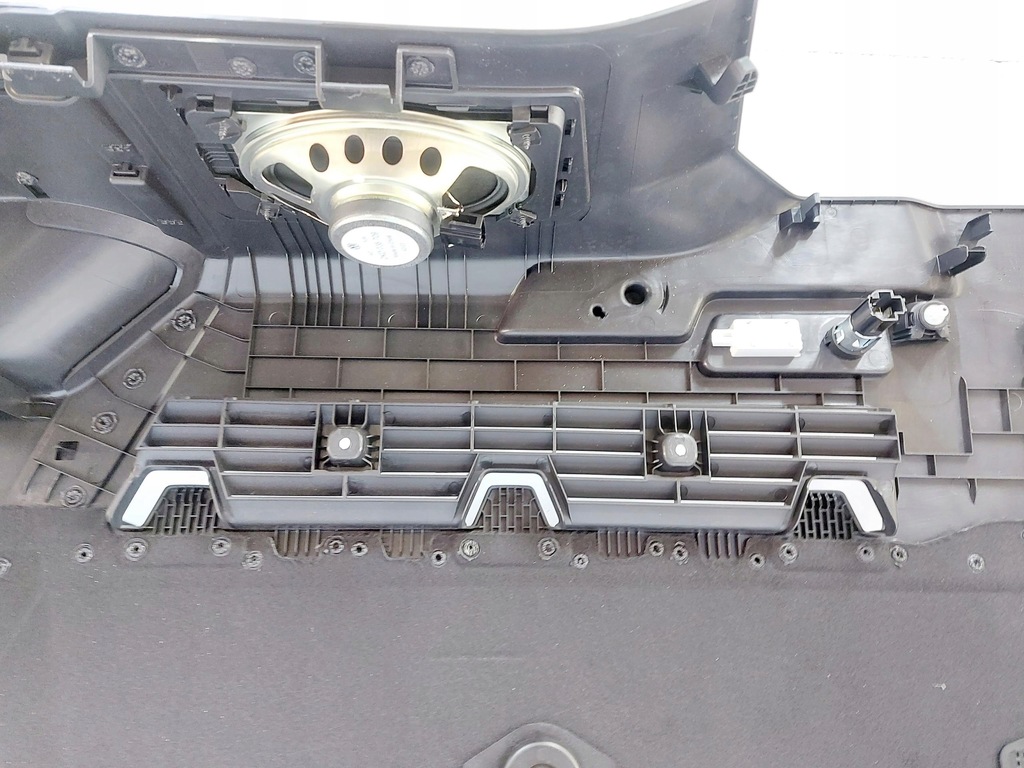 фото №11, Ford connect tourneo mk3 caddy 2k7 23r. обшивка багажника левый задняя