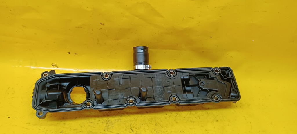 фото №10, Кришка клапанів peugeot 307 2,0hdi 9630142180