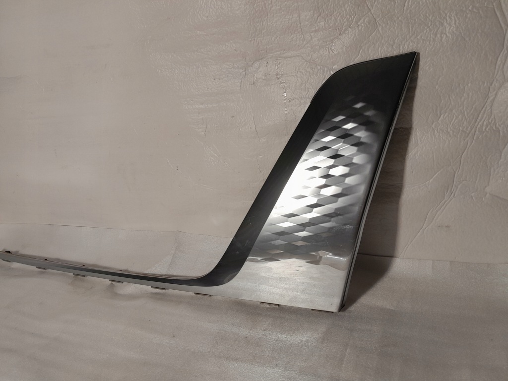 фото №2, Kia carnival 2022 молдинг стійка c права 87861-r0100