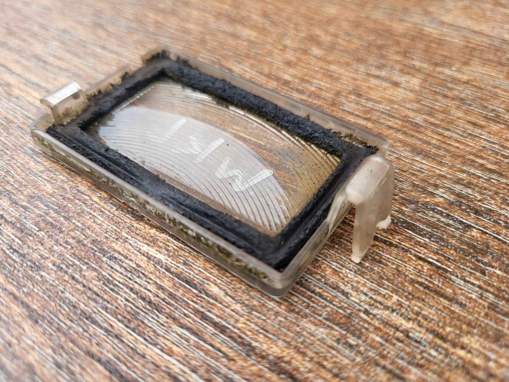 фото №7, Jeep grand cherokee wk 5-10 стекло подсветка номерного знака левая