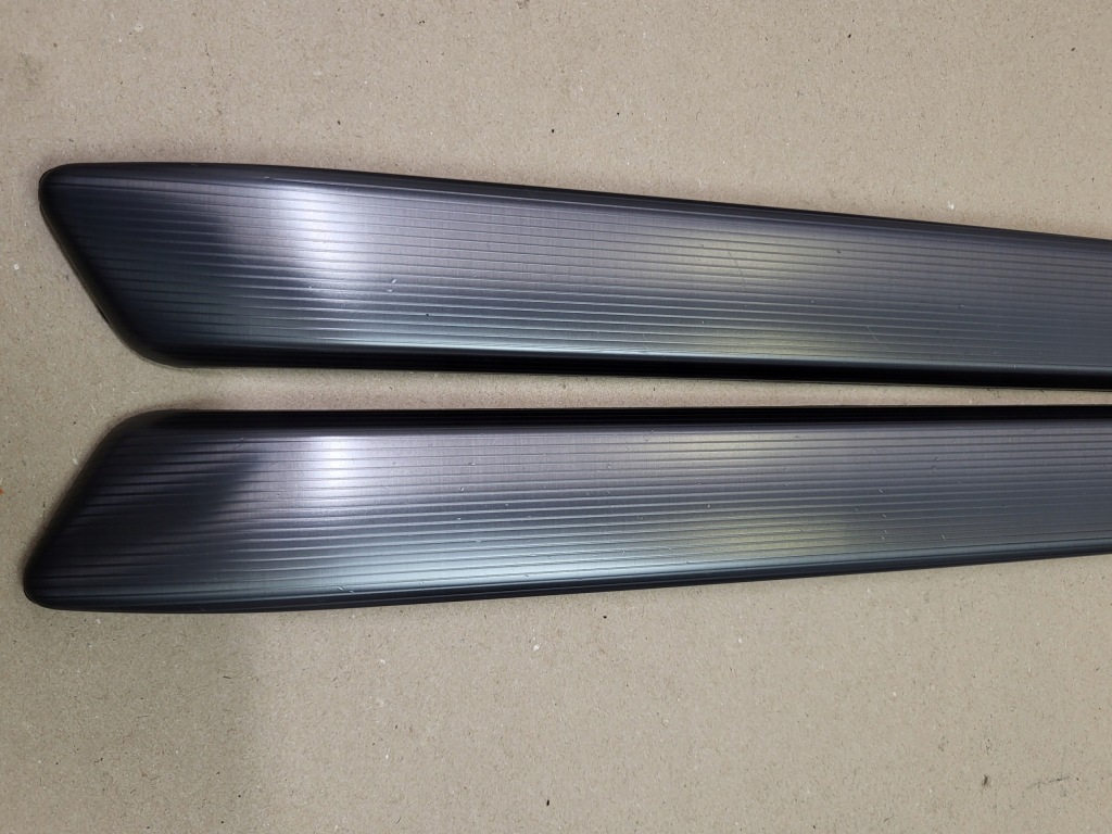 фото №10, Молдинг дверь dekor подсветка ambiente led land rover discovery 5 v l462