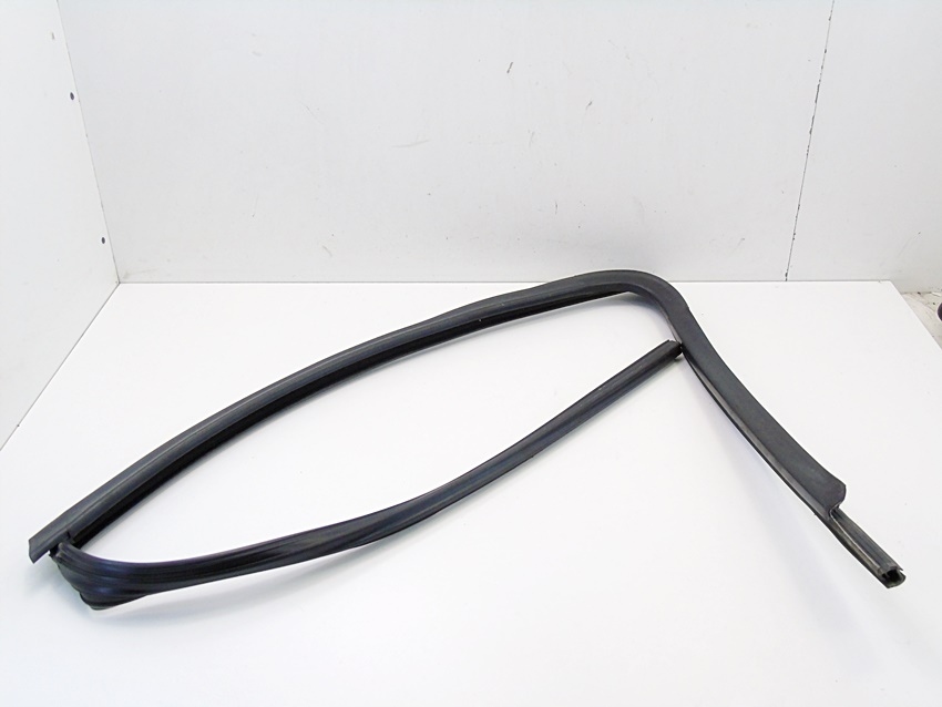 фото №2, Прокладка скло двері правий перед renault modus 2007