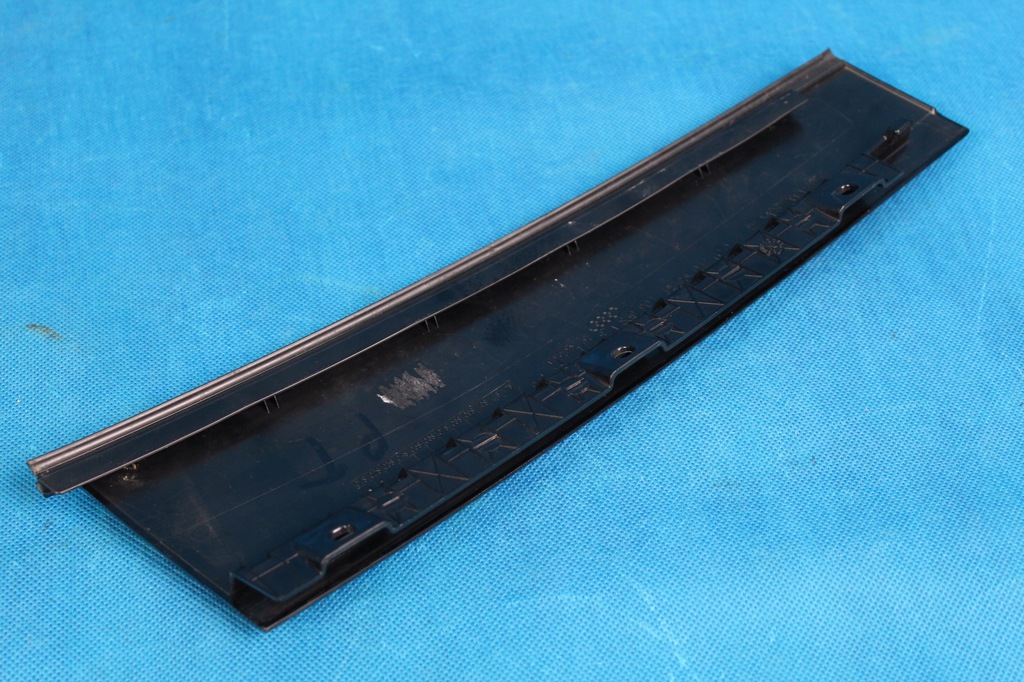 фото №6, Audi q2 молдинг дверь pion задняя правый 2019r 81a839902b