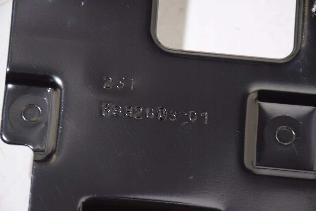 фото №16, Bmw x7 g07 / x7 g07 lci кронштейн усилителя аудио ram harman kardon lte tv