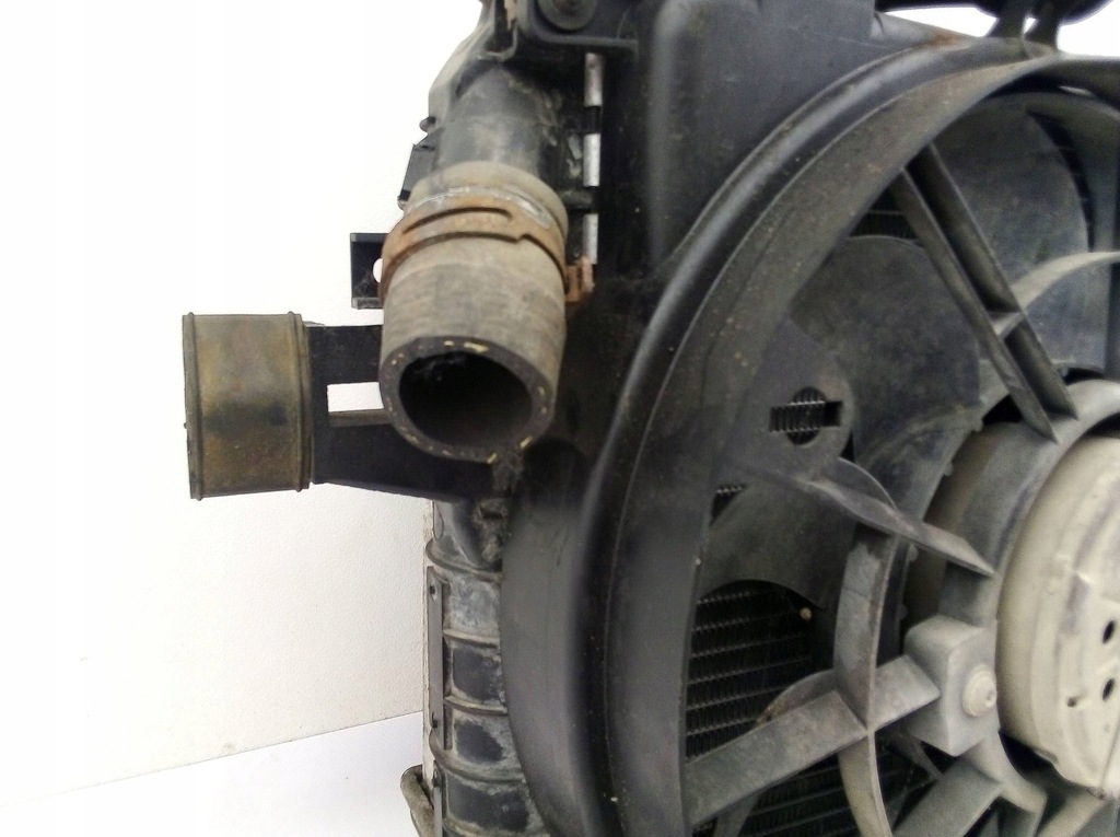 фото №7, Opel astra h 2004 0130303960 радиатор / комплект