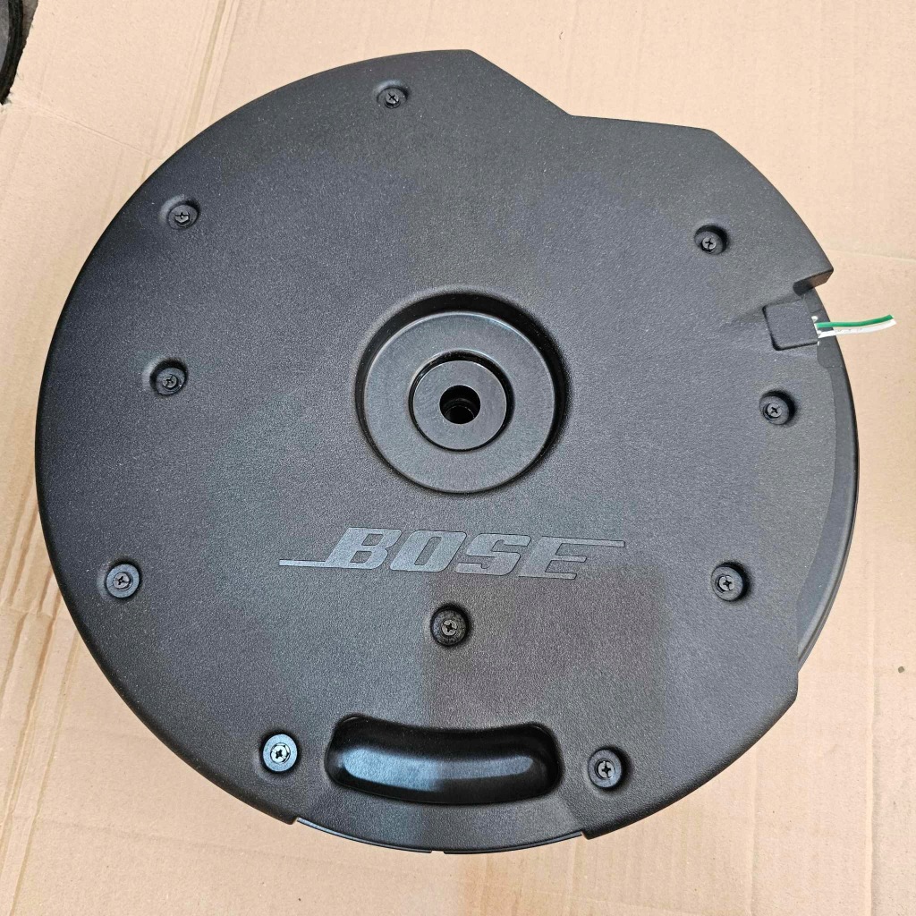 фото №1, Renault kadjar динамик басовый bose сабвуфер