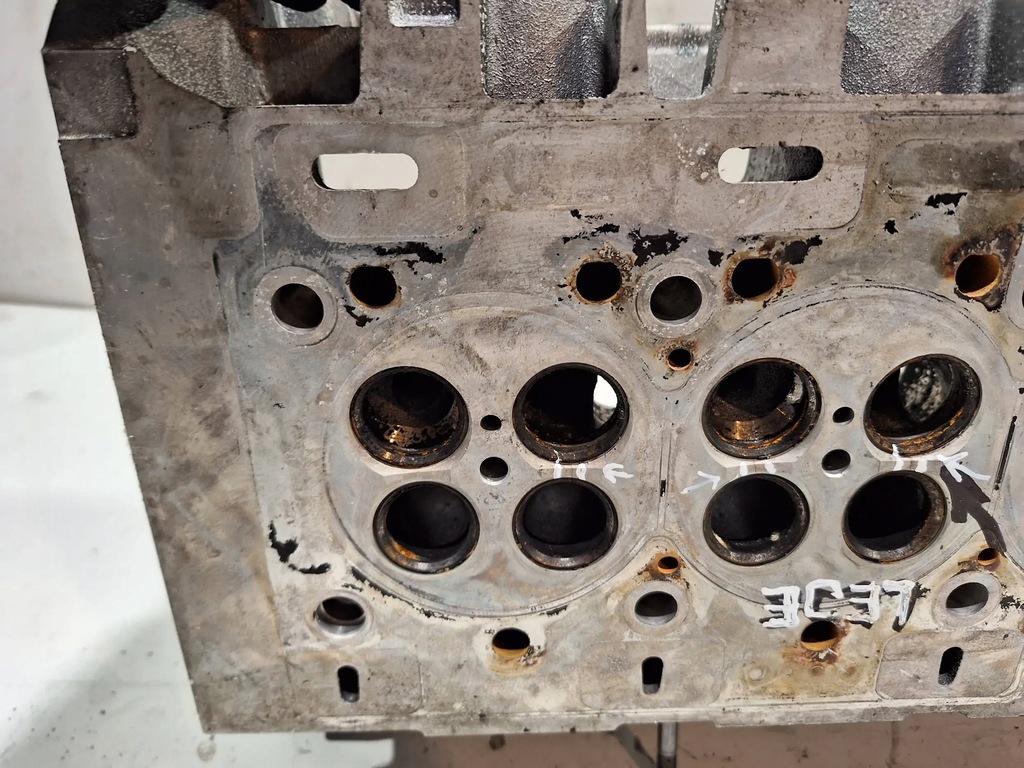 фото №7, Головка пошкоджена 8200408642 renault master ii 2.5dci 04-