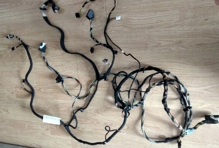 фото №1, Bmw e90 e91 джгут панель приладів 9186518