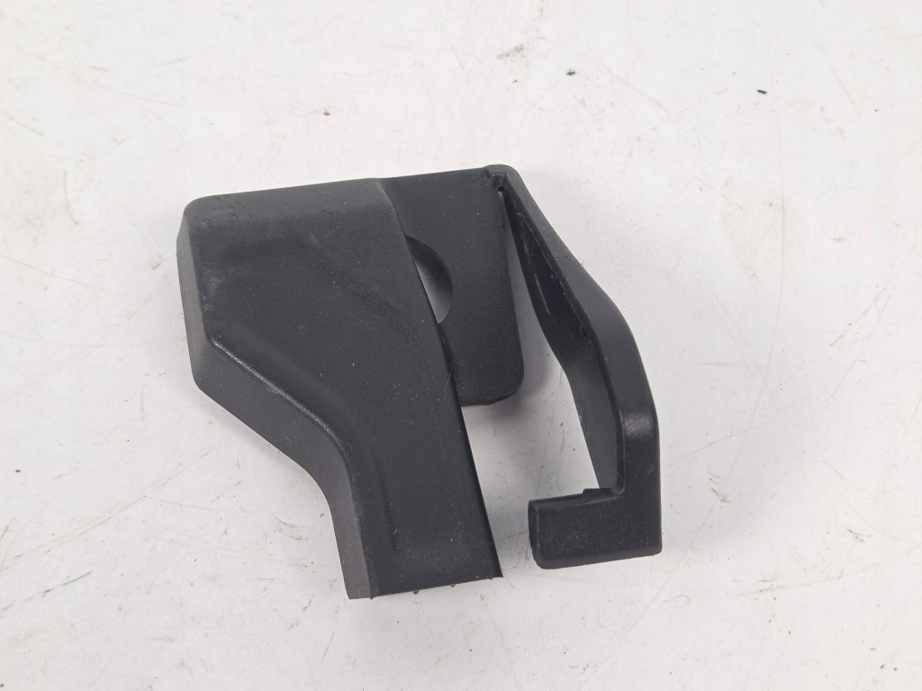 Накладка рейки задній сидіння ліва peugeot rifter 9829535380 Київ