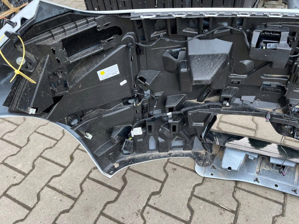 фото №10, Бампер перед передній bmw ix i20 lci lift m набір колір a300