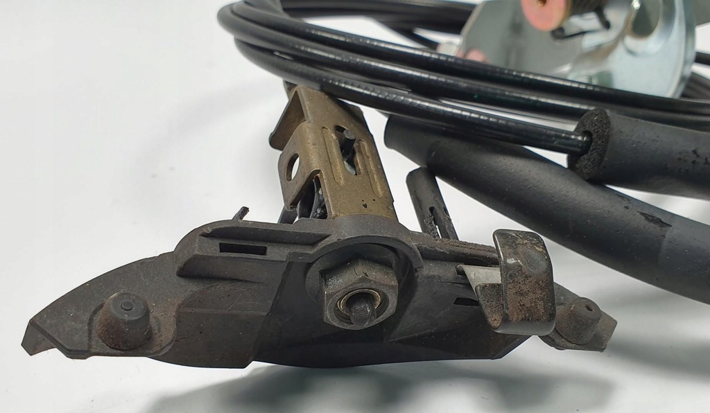 фото №2, Ручка тягa трос кришка заливної пального mazda rx-8 rx8