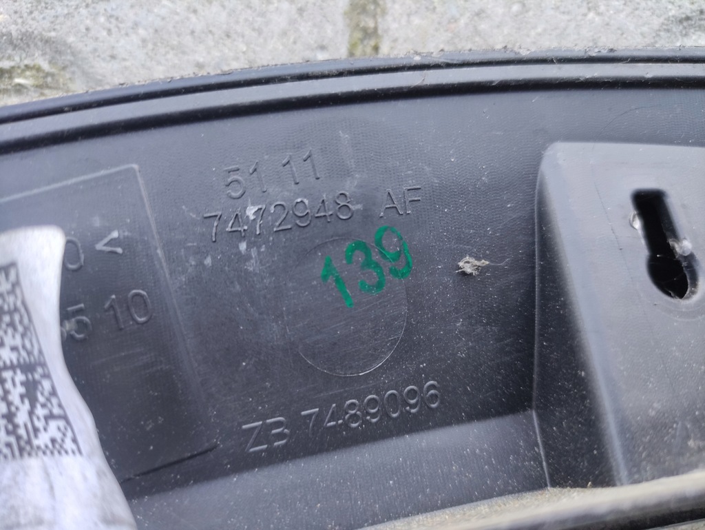 фото №8, Молдинг крила правий задня bmw i3 7489096