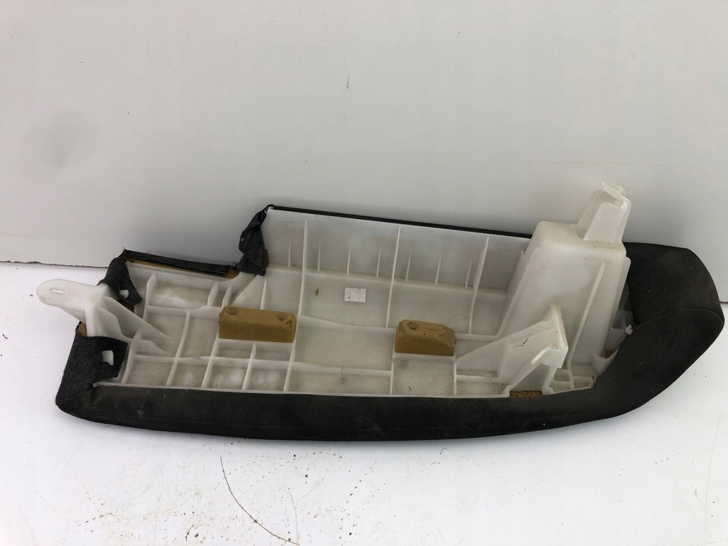 фото №5, Toyota avensis t-27 завершение сиденье левая 71751-05010