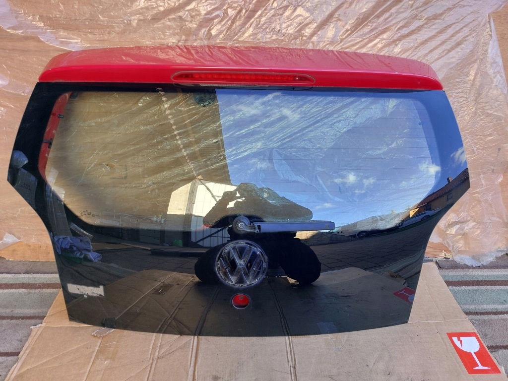 фото №1, Кришка багажника задня vw up червона 15r 5 двері ly3d