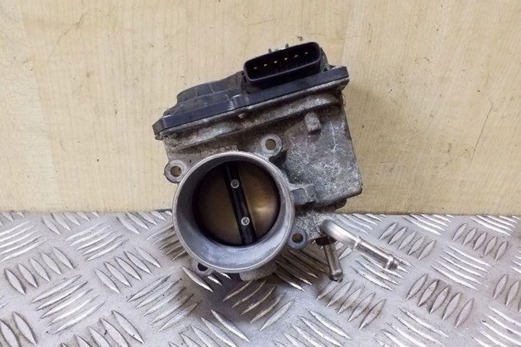 фото №7, Карбюратор toyota corolla verso _e12_ 220300d011 1.8l бензиновий 99kw 2007