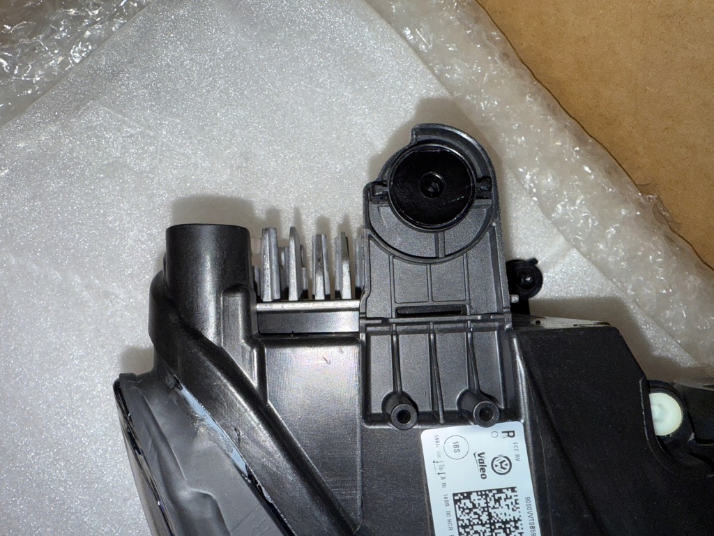 фото №3, Vw t-roc led лампа правая fabrycznie nowa 2ga941006h