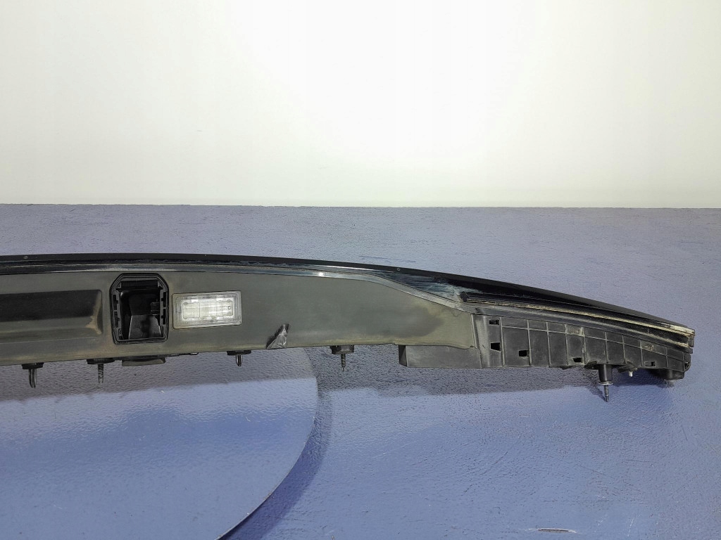 фото №5, Bmw 7 g11 g12 lci молдинг накладка крышки багажника микровыключатель 7483263