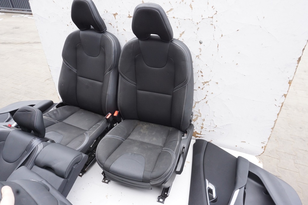 фото №2, Сиденья volvo v40 2 ii