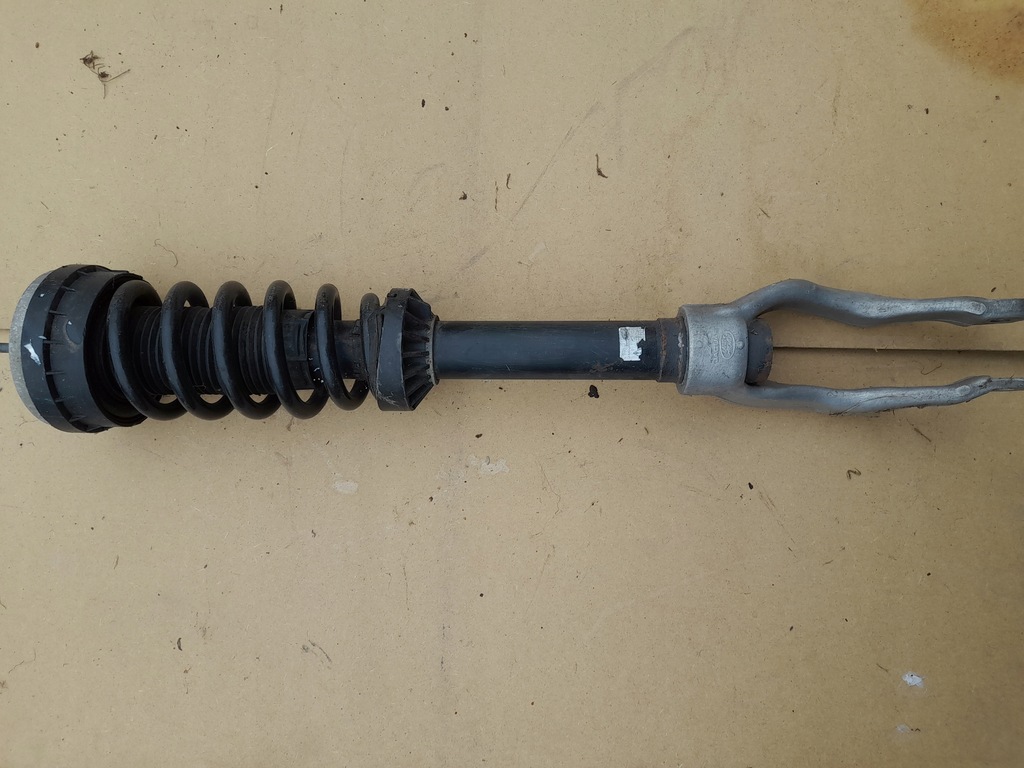 фото №1, Jaguar f-pace velar амортизатор правий