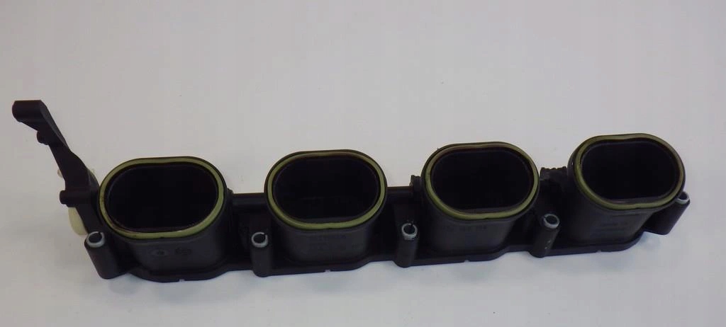 фото №1, Коллектор всасывающий audi rs5 4.2 fsi 079133109ba