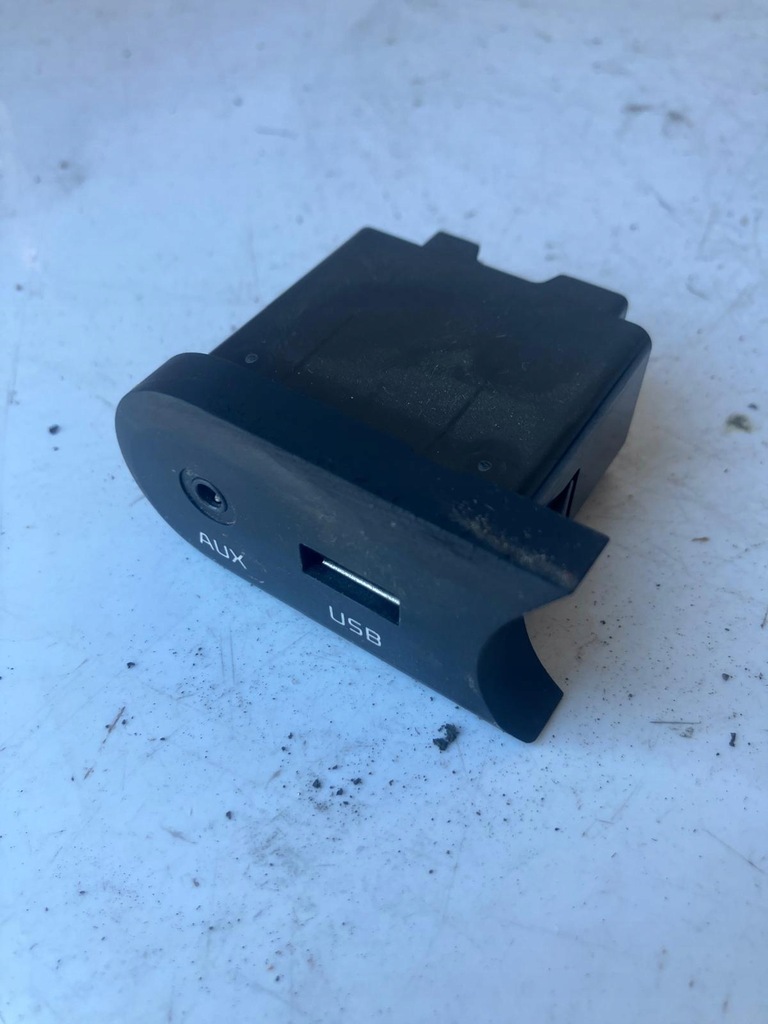 фото №1, Разъём usb kia ceed ii 96120-a2000