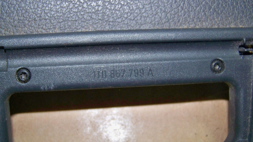 фото №8, Vw touran i 1 шторка багажника